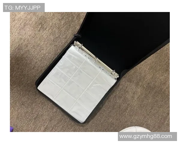 帕尼尼足球星卡的收藏价值与投资潜力探析